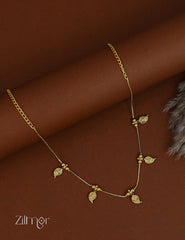 AG1011913-Gold tone Double Side Lakshmi Mango Palakka Pendant Necklace 3-Zilmor