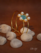 ZA1011884- Floral Pearl & Druzy Adjustable Brass Bangle 1-Zilmor