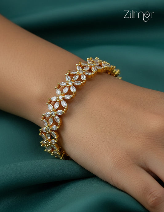 18k Gold Plated Anti-Tarnish AD stone Flower Bangle - CL1012294