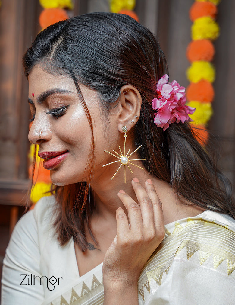 ZA1011882 - Golden Sun Dangle Pearl Earrings 2-Zilmor