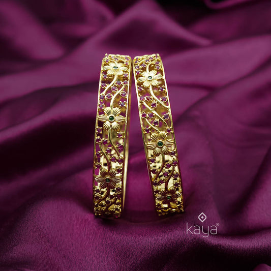 KF101278 - Gold Plated Bangle (pair)