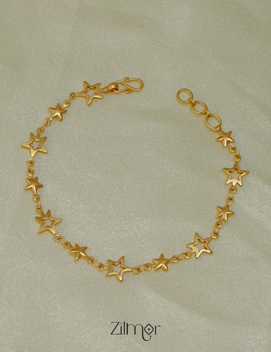 KT1011693- Gold toned Simple Star Bracelet 2-Zilmor