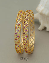 SG100983 - Gold Plated stone bangle (pair) 3-Zilmor