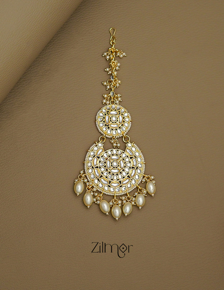 FS1011233 - White Kundan Bridal Maang Tikka 1-Zilmor