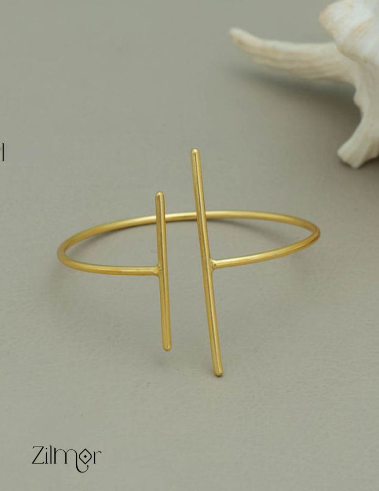Gold plated Parallel bars simple Bangle - KC100698 1-Zilmor