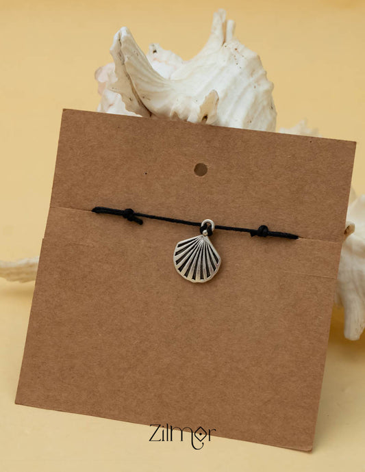 KY101160 - Scallop shell Anklet 1-Zilmor