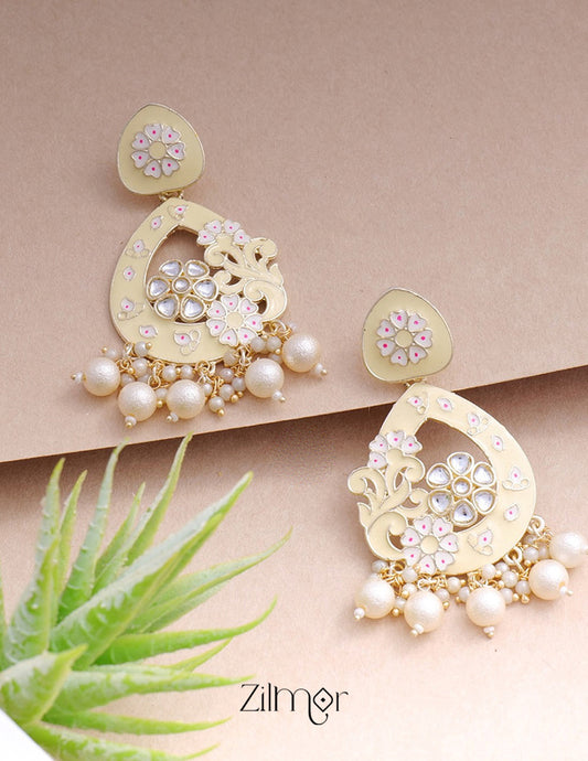 Marva - Kundan Meenakari Chandbali Earrings 2-Zilmor
