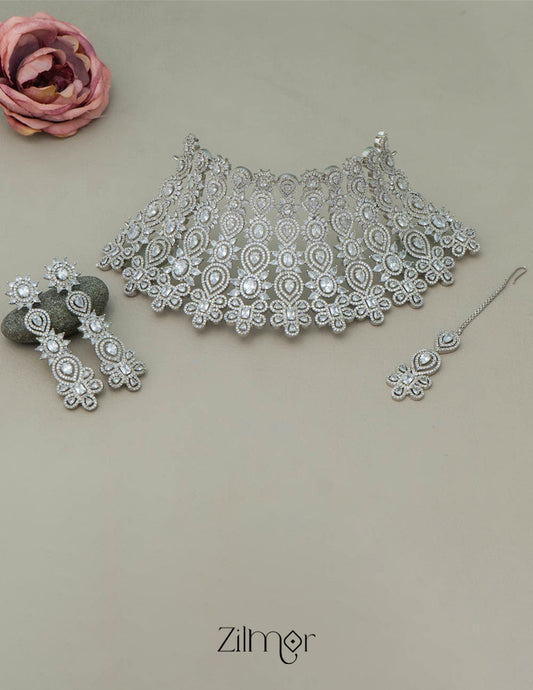 Nooriya - AD Necklace Set with Earrings, Maang Tikka 1-Zilmor