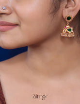 PP100955 - Gold tone Palakka Jumkha Earrings 2-Zilmor