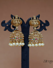 SN1011470 - Premium Goddess Pendant Traditional Necklace Earrings set