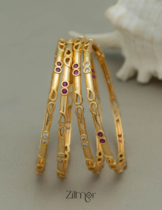 TM10043 - Golden Tone Stone Bangle 1-Zilmor