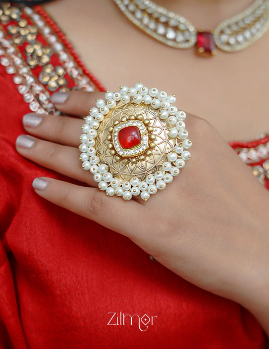 ZA1011167 - Pearl Cluster Adjustable Ring 2-Zilmor