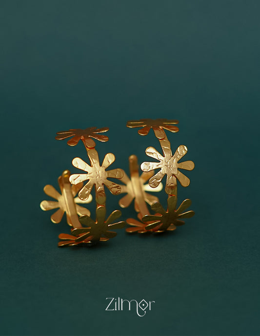 ZJ1011345 - Golden Flower Earrings 1-Zilmor