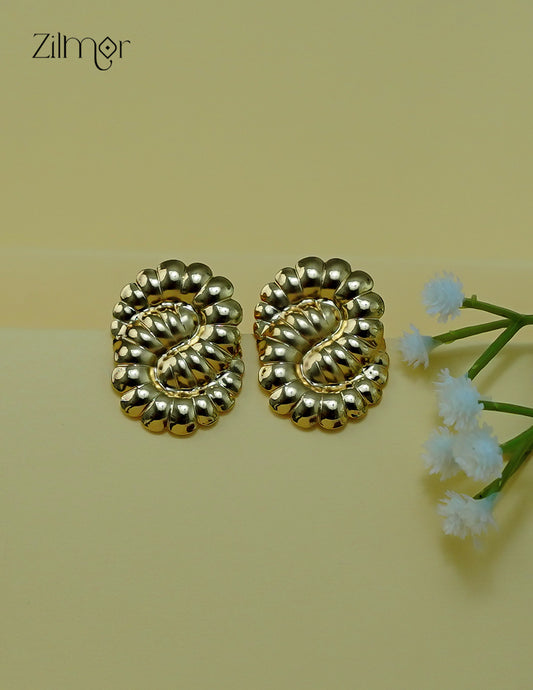 Modern golden stud earrings with anti-tarnish finish-ZF1012093