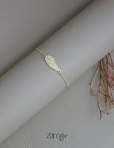 ZH1011735- AD Stone Angel Wing Anti Tarnish Bracelet 1-Zilmor