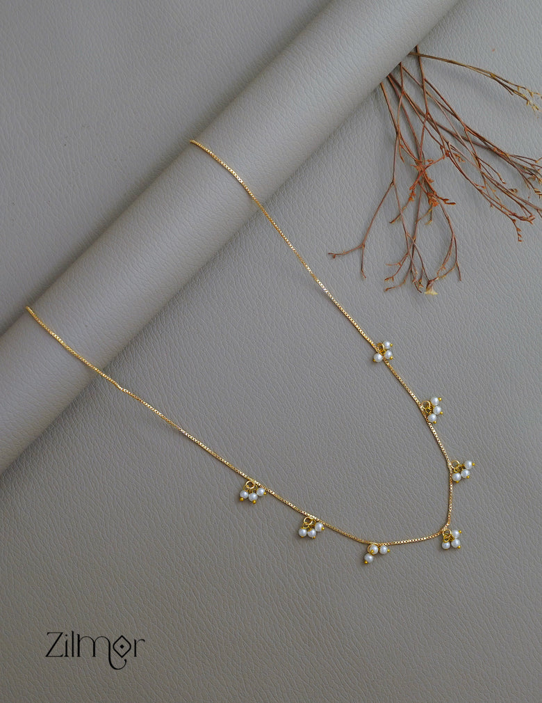 PE1011725 - Gold Plated Pearl Hanging Invisible Necklace 3-Zilmor