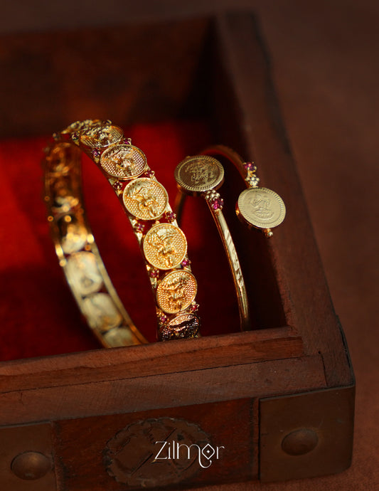 KY1011836 - Kaashu Gold Plated statement & Adjustable Combo Bangle 1-Zilmor