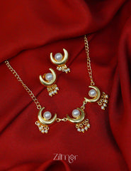 ZA1012015- Pearl with Half Moon Necklace Earrings Set
