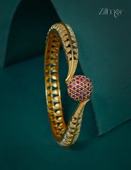18k Gold Plated Anti-Tarnish AD stone Bangle - CL1012251