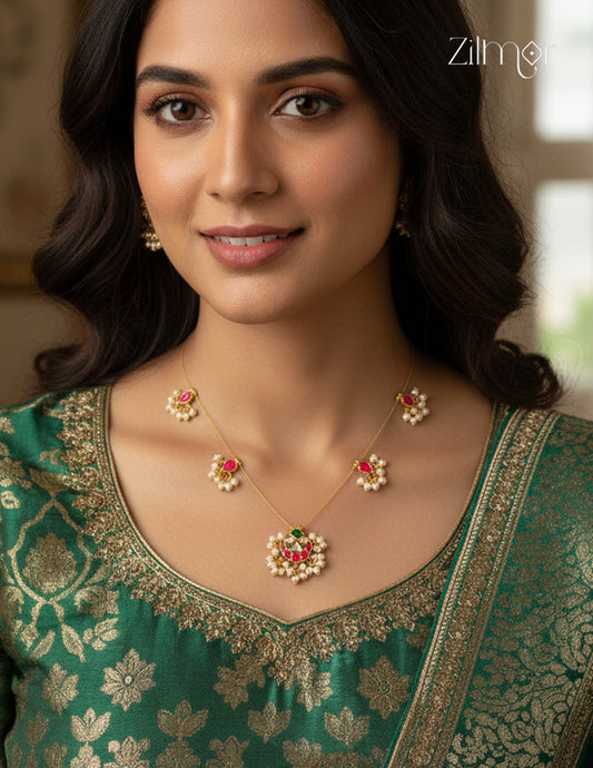 KS1011359- Kemp Pendant Pearl Semi precious Stone Hanging Invisible Necklace