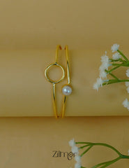 AS1012146 - Pearl Adjustable Bangle – Stylish Everyday Jewelry