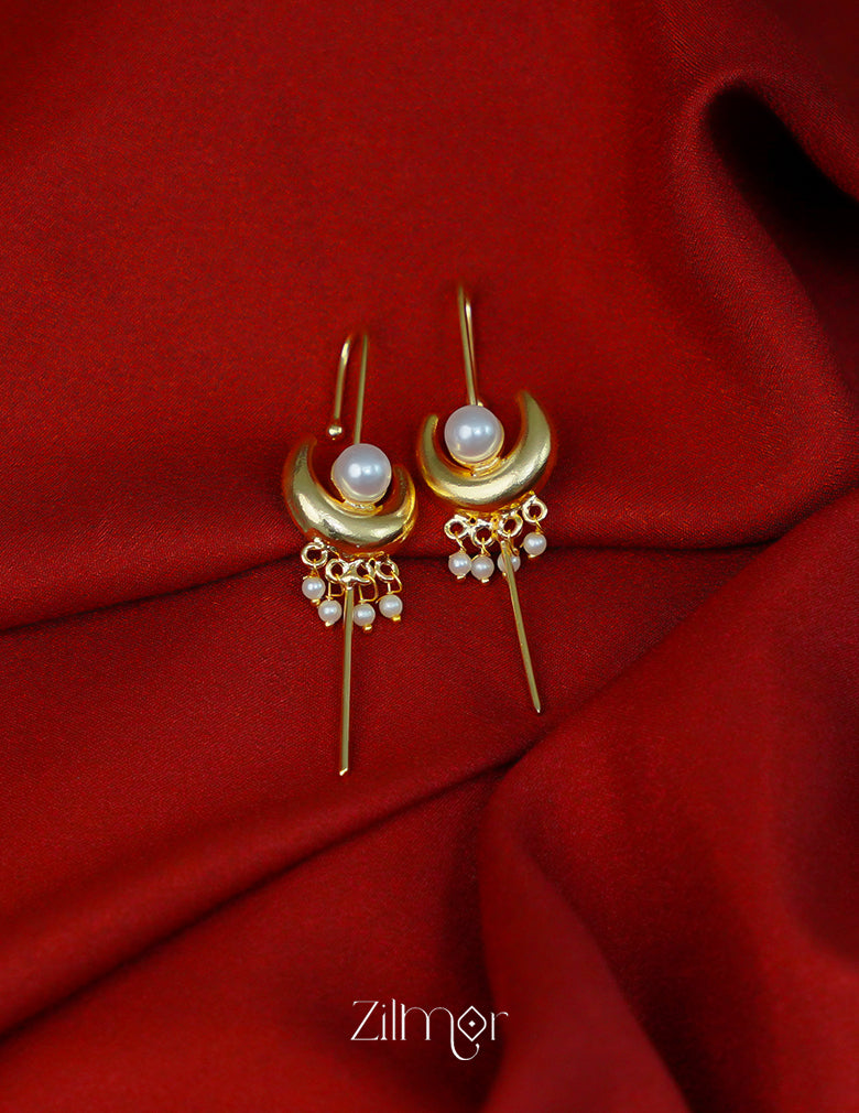 ZA1012016- Golden Pearl with Half Moon Brass Earcuff Earrings