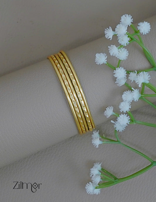 ZA1011883- Textured Triple Line Adjustable Bangle 2-Zilmor