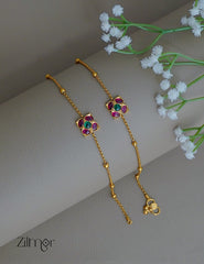 SN1011892- Simple Flower pair Anklet 3-Zilmor