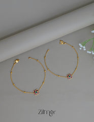 SN1011892- Simple Flower pair Anklet 4-Zilmor