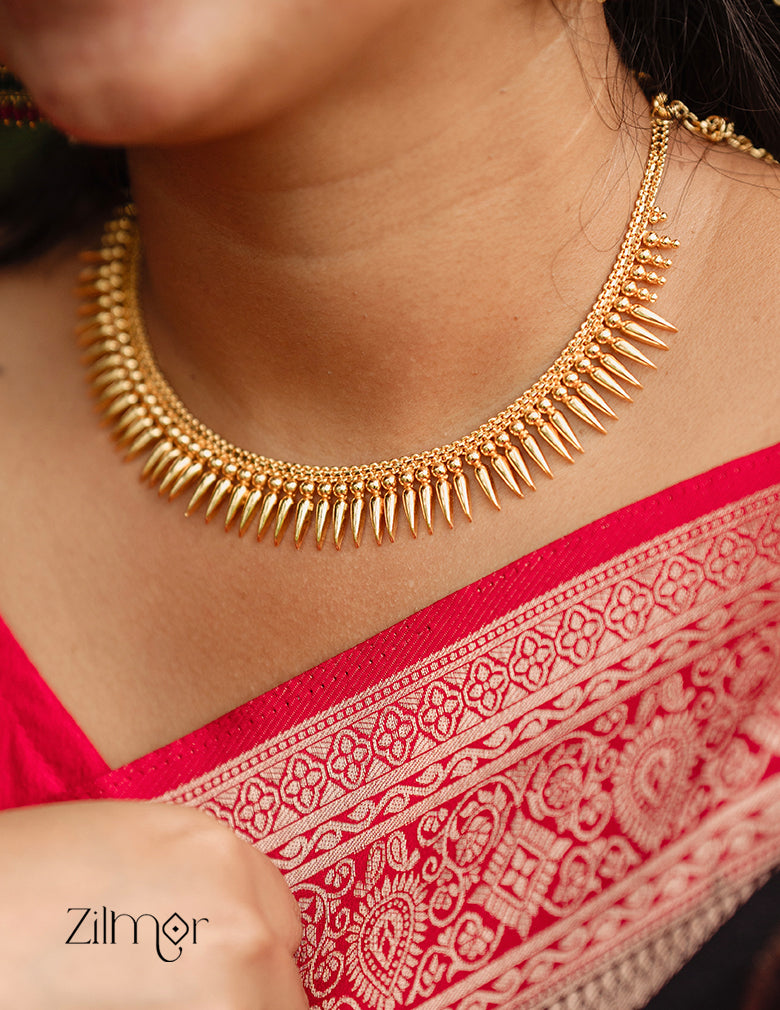 PP100123 - Gold tone Mullamottu mala choker 5-Zilmor