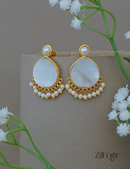 ZA1011878 - Golden  Pearl Drop Earrings (color option) 1-Zilmor