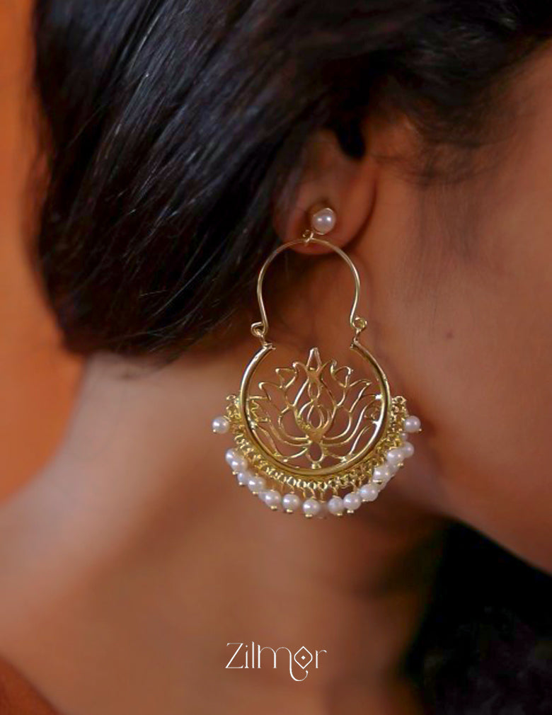 AS101732 - Pearl Cluster Earrings