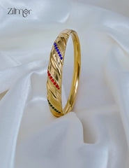 ZF1012113- Golden Ad Stone Openable Anti Tarnish Bracelet Bangle