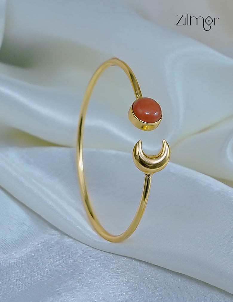 Golden Adjustable Half Moon Anti Tarnish Bracelet Bangle- AS1012187