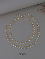PE1011822 -Gold Tone Pearl Pair Anklets