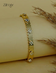 ZF1012120- Golden Ad Stone Openable Anti Tarnish Bracelet Bangle