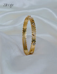 ZF1012120- Golden Ad Stone Openable Anti Tarnish Bracelet Bangle