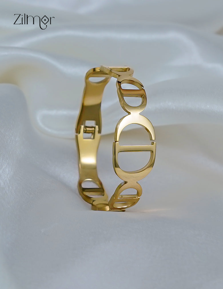 ZF1012119 - Golden Openable Anti Tarnish Bracelet Bangle