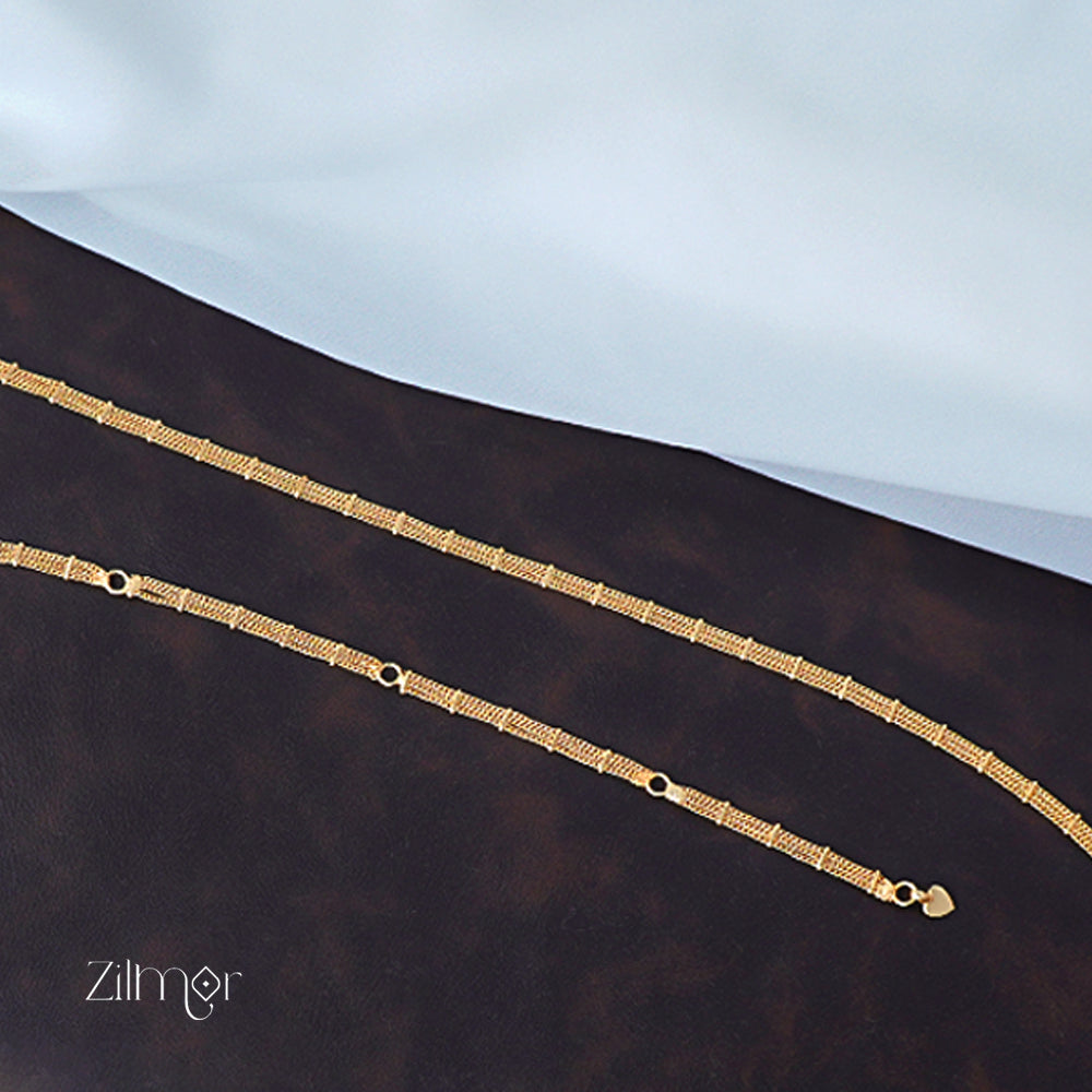 KT1011587- Gold Toned Traditional Hip Chain