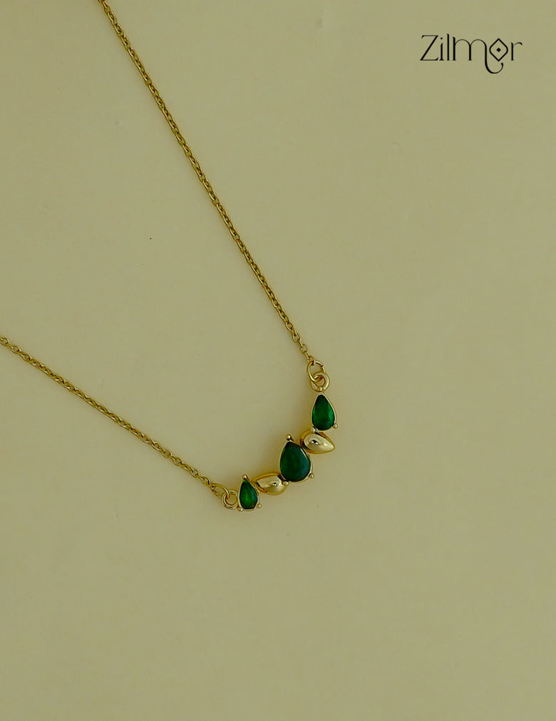 Gold Tone Green color Stone Pendant Simple Necklace-ZF1012135