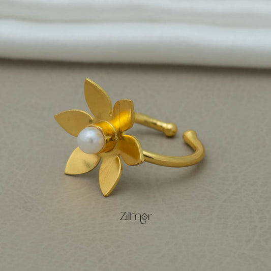 AS101231 - Gold Plated Pearl Flower Ring