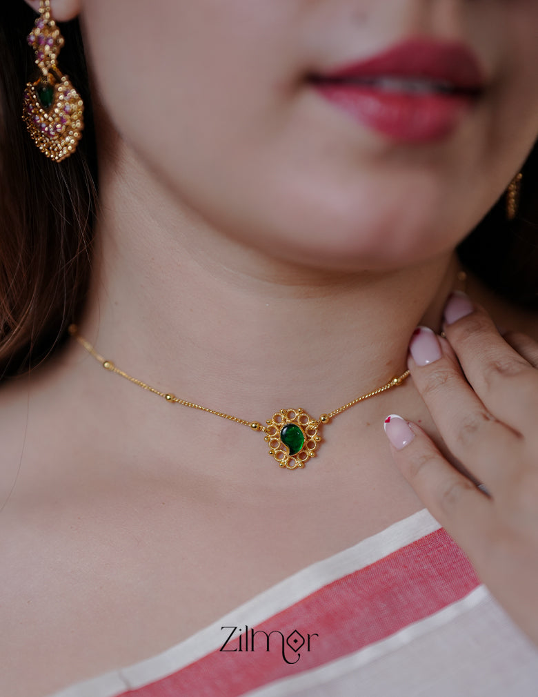 KY1011845-  Gold Tone Simple Mango Palakka Necklace