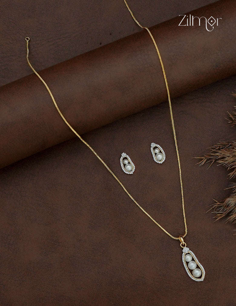 18K Gold Plated AD Stone with Pearl Pendant Chain Necklace & Earring Set  - AH1012913