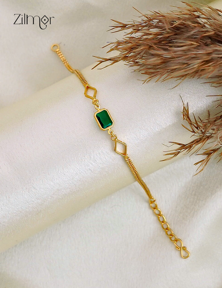 18K Gold Plated Emerald Cut Stone Centre Bracelet - PE1012633