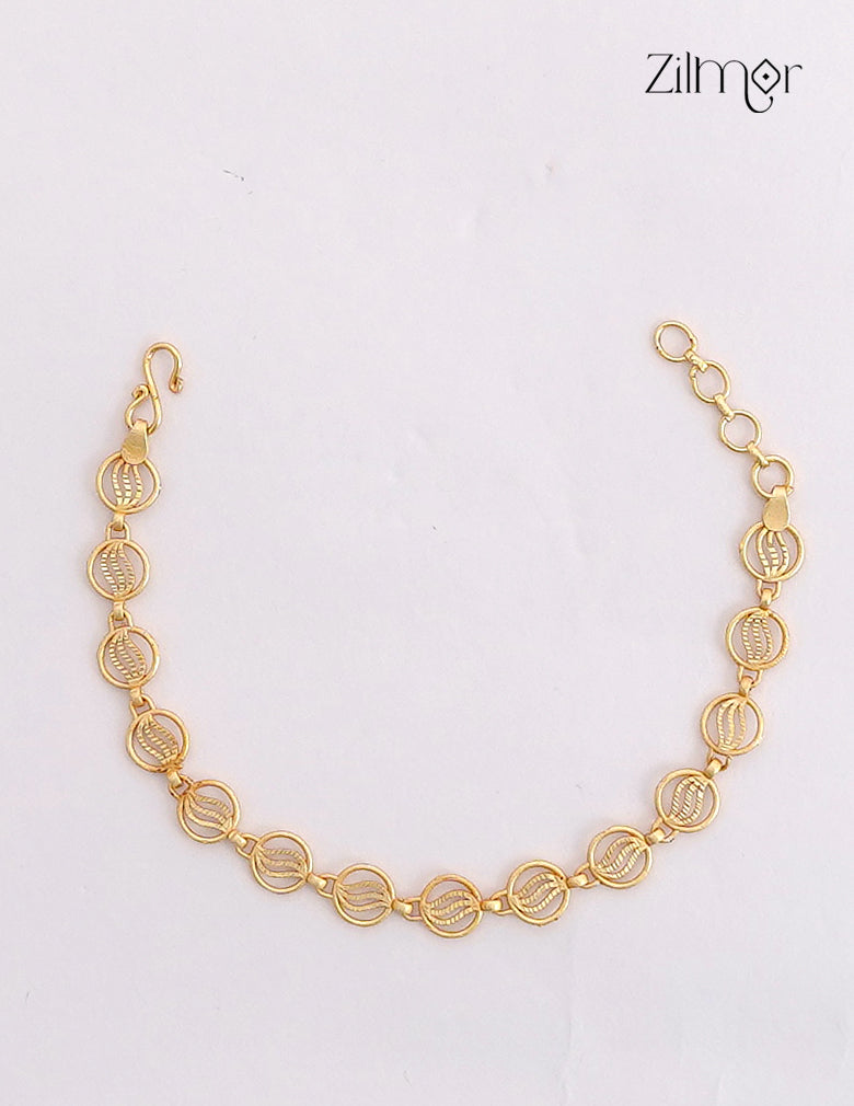 18K Gold Plated Open Circle Filigree Leaf Link Bracelet - TR1012519