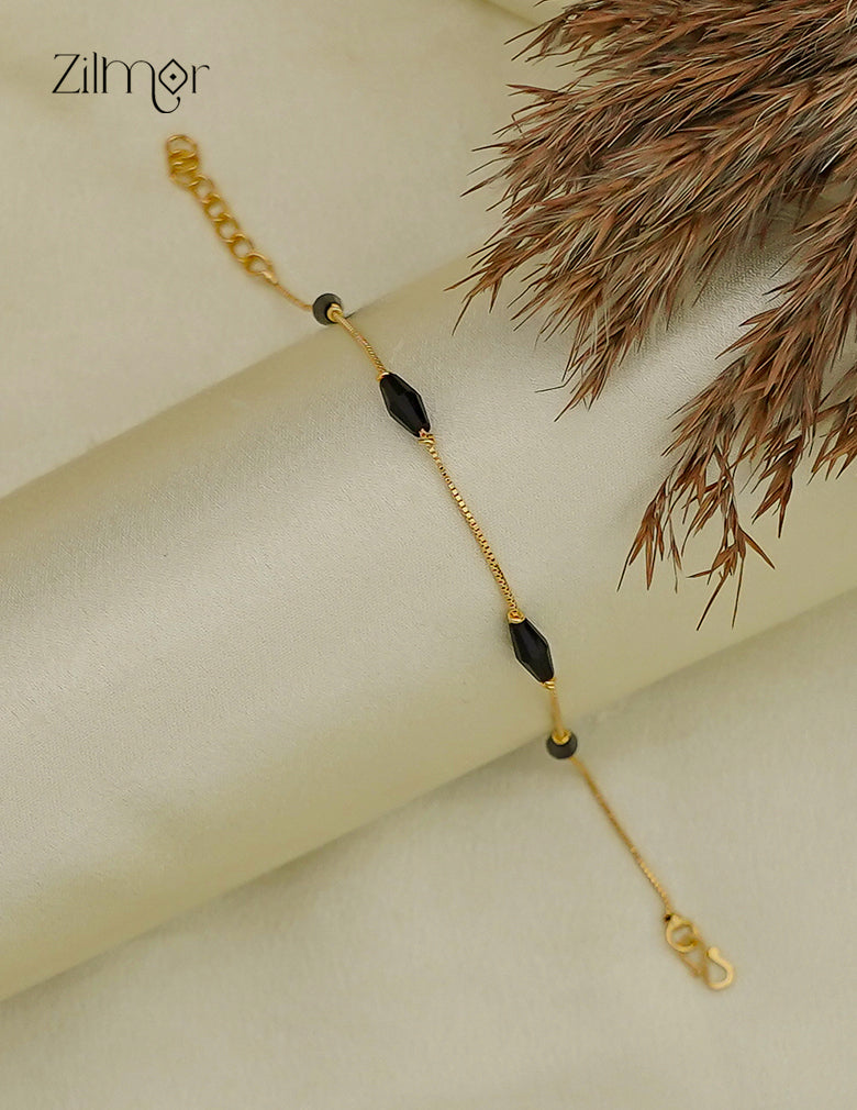 18K Gold Plated Oval Bead Box Chain Bracelet - PE1012875