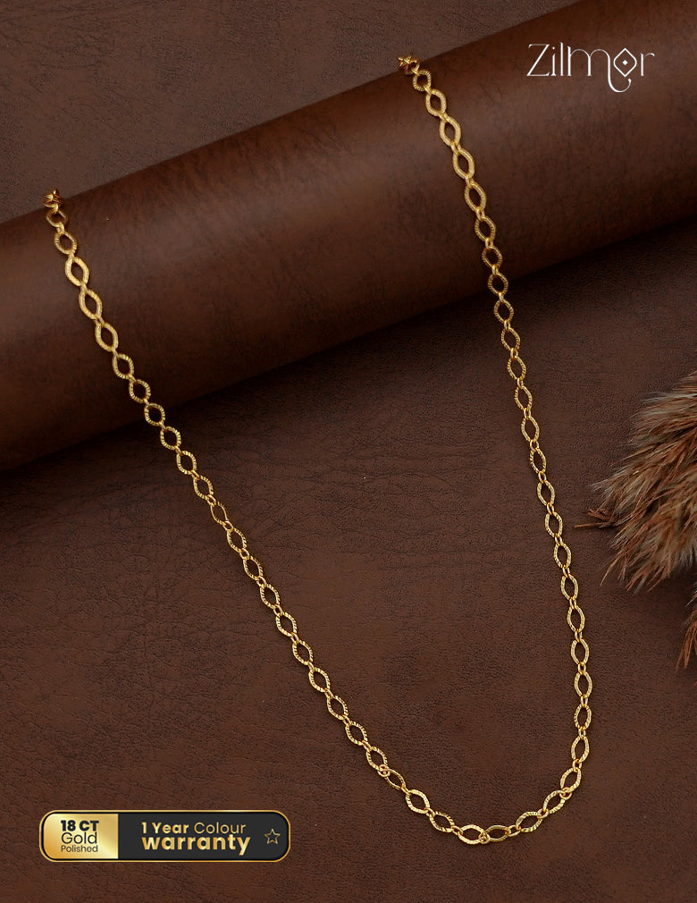 Zilmor 18K gold plated oval link chain necklace on dark brown background with 1-year colour warranty badge