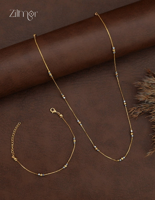 18K Gold Plated Simple Chain Necklace & Bracelet Combo laid out together