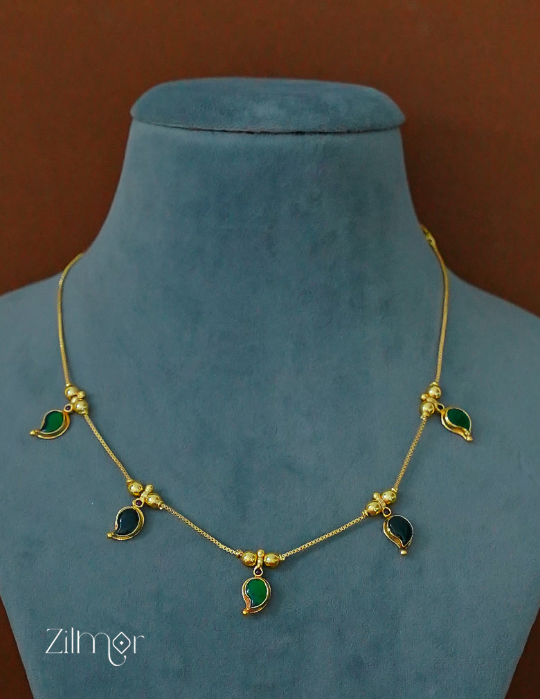 AG1011913-Gold tone Double Side Lakshmi Mango Palakka Pendant Necklace 2-Zilmor