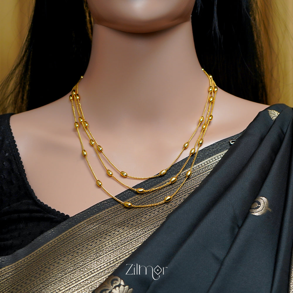 KT1011550 - Gold toned Triple Layered  Necklace